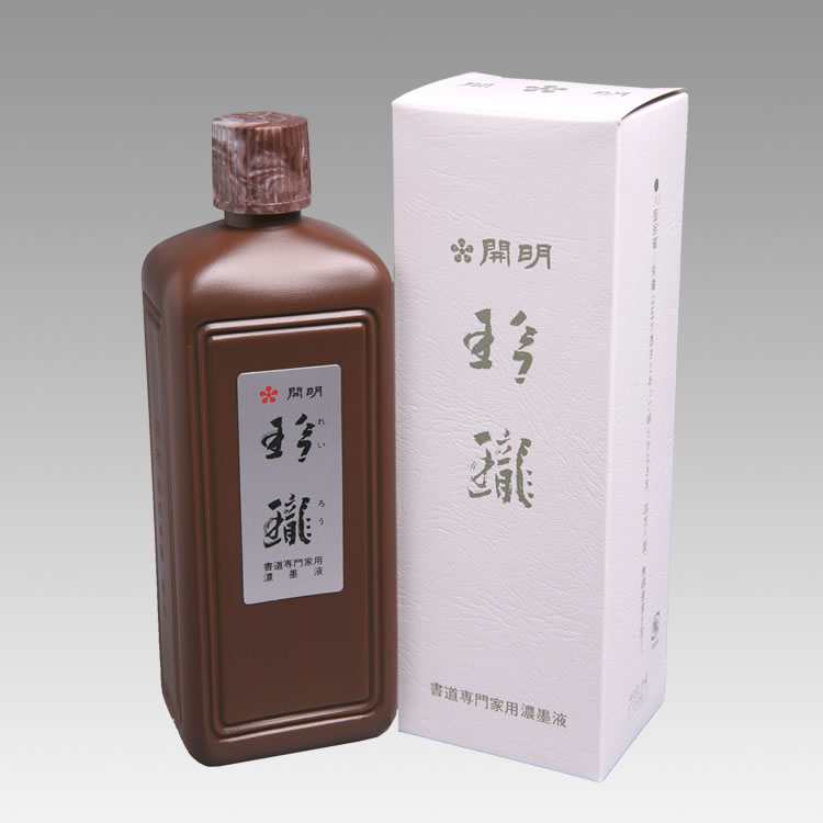 SU3030/玲瓏/4901452030309/400ml/1,430円/樹脂系液墨濃墨タイプ。漆黒の墨色と適度な濃度が作品制作に最適です。